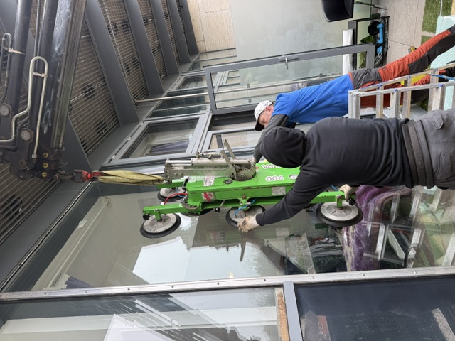 About North Finchley Glazing